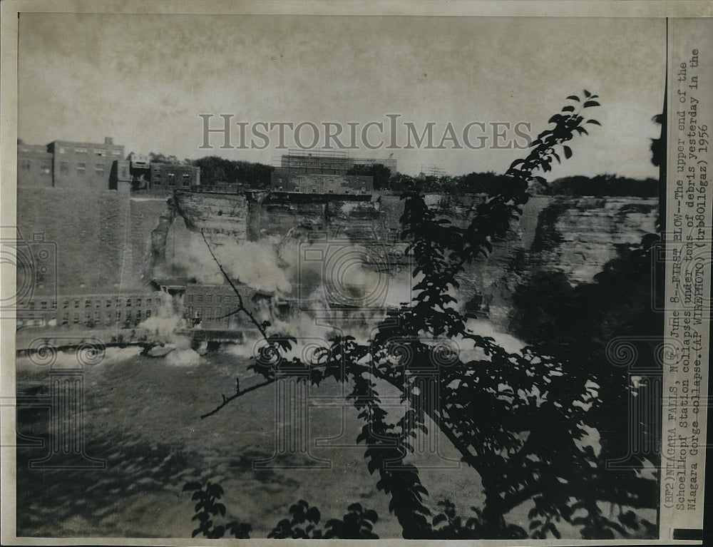 1956 Press Photo The upper end of the Schoellkopf Power Station collapses - Historic Images