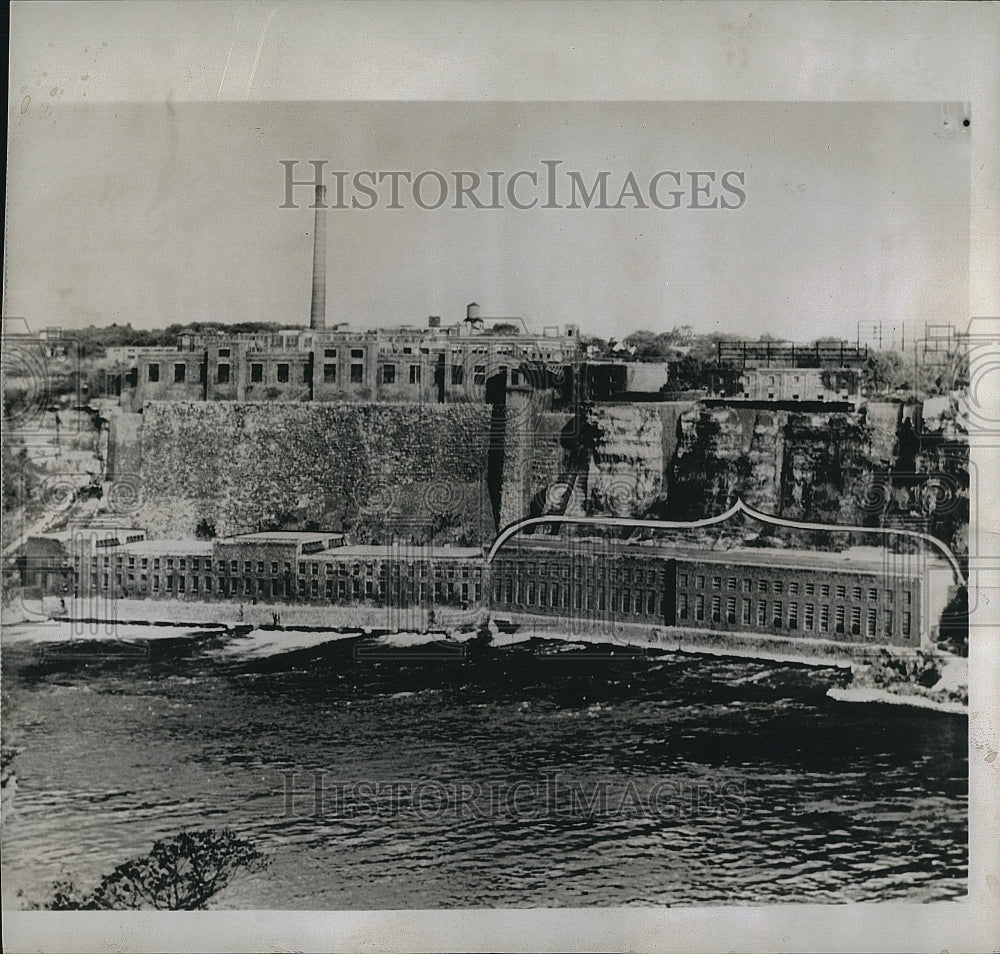 1956 Press Photo upper end of the Schoellkopf Power Station collapses under tons - Historic Images