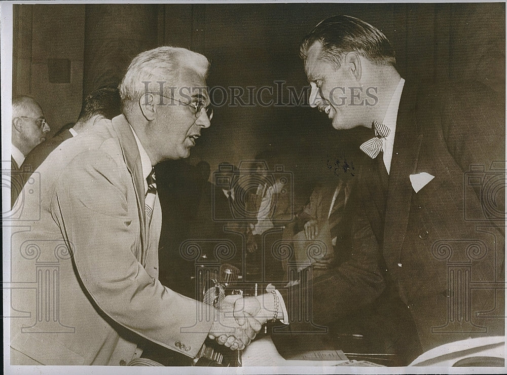 1947 Press Photo Elliot Roosevelt , son of  Pres. with Sen. Homer ferguson. - Historic Images