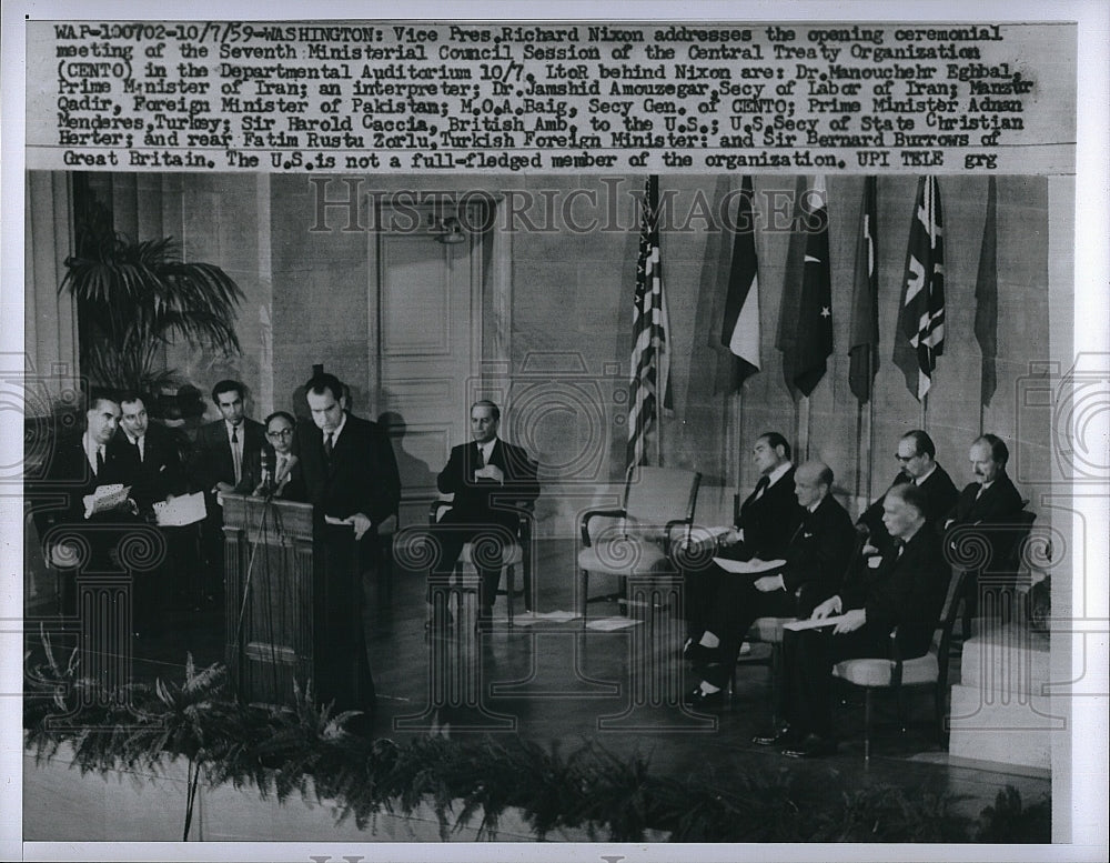 1959 Press Photo Vice Pres. Nixon addresses to the 7th  Ministerial Council. - Historic Images