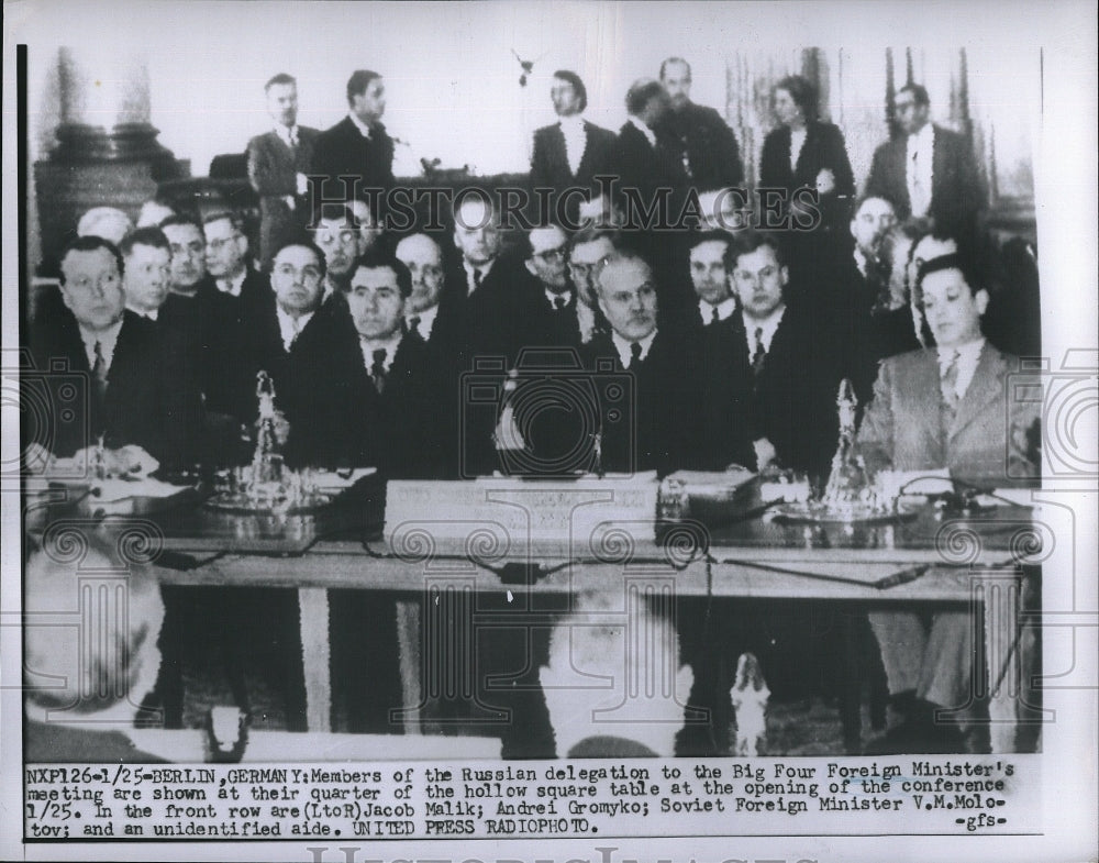 1954 Press Photo Members of the Russian Delegation to the Big Four - Historic Images