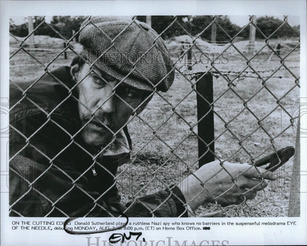 Press Photo Actor Donald Sutherland in "On the cutting Edge" - Historic Images