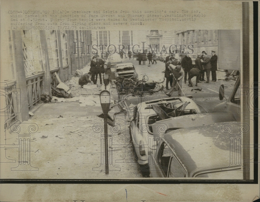 1973 Press Photo Wreckage And Debris After Westminster, London Car Bombing - Historic Images