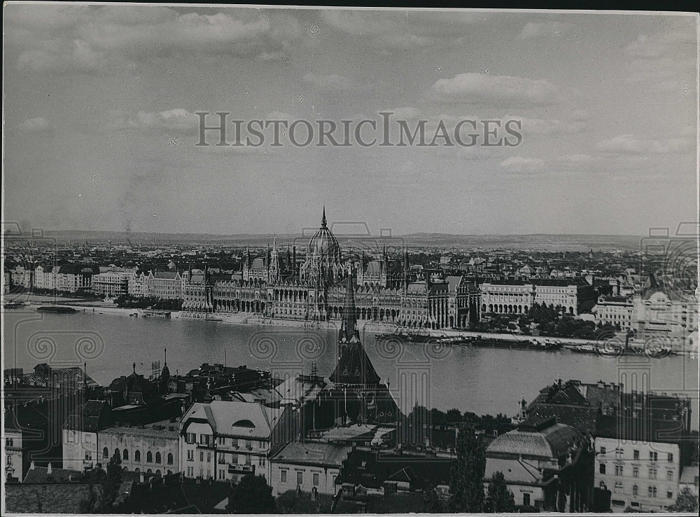 1931 Press Photo View of Budapest, Hungary - Historic Images