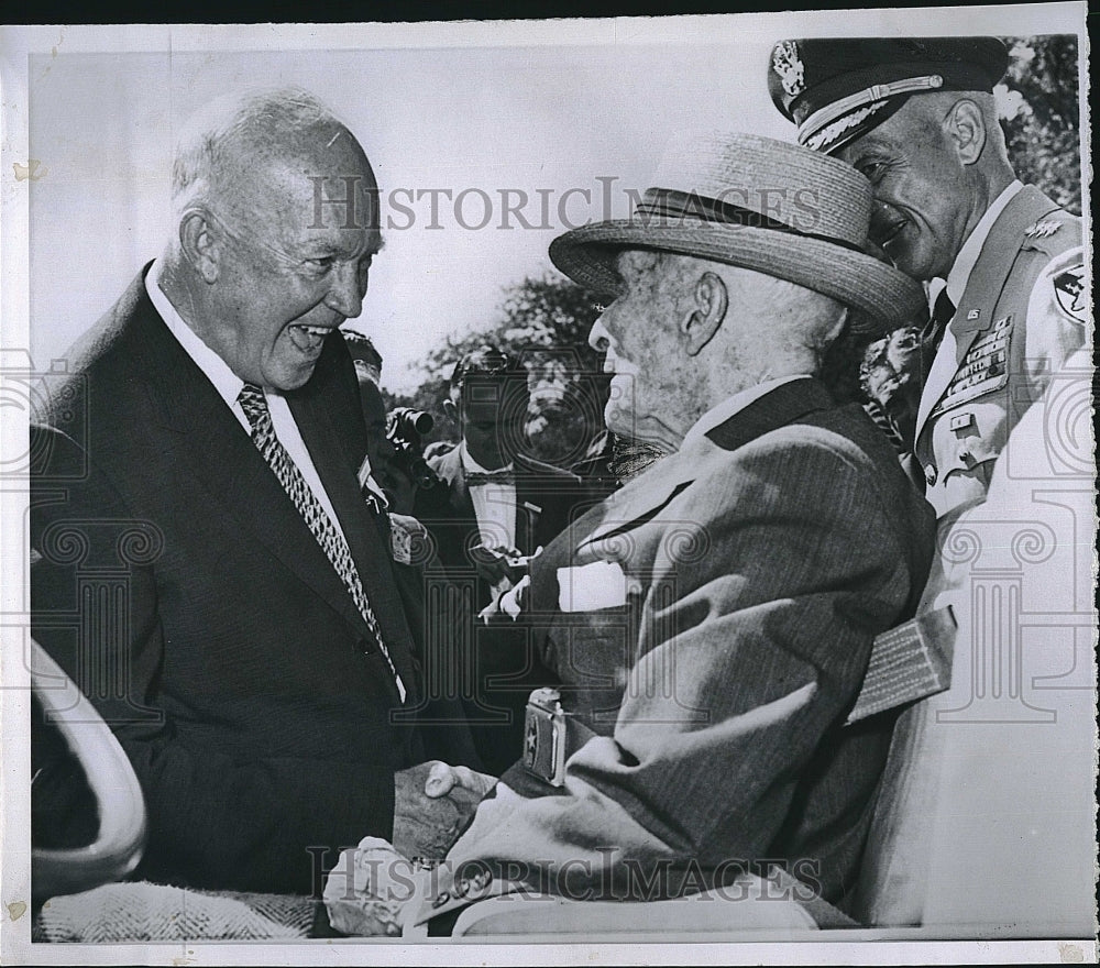 1960 Press Photo Pres Eisenhower & Major General Henry Clay Hodges Age 100 - Historic Images