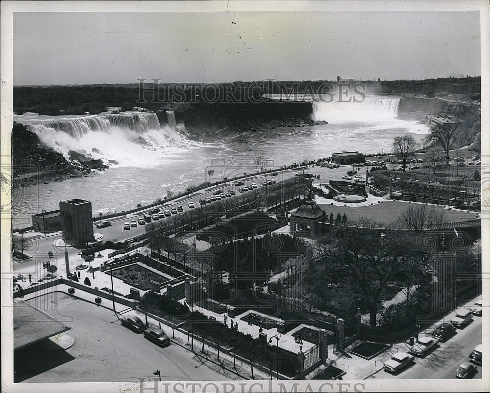 1959 Press Photo Niagra Falls as seen from the Canadian side - Historic Images