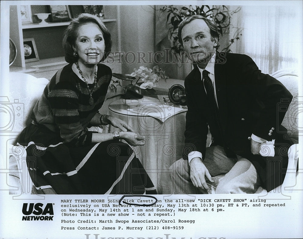 1979 Press Photo &quot;Dick Cavett Show&quot; and guest Mary Tyler Moore - Historic Images