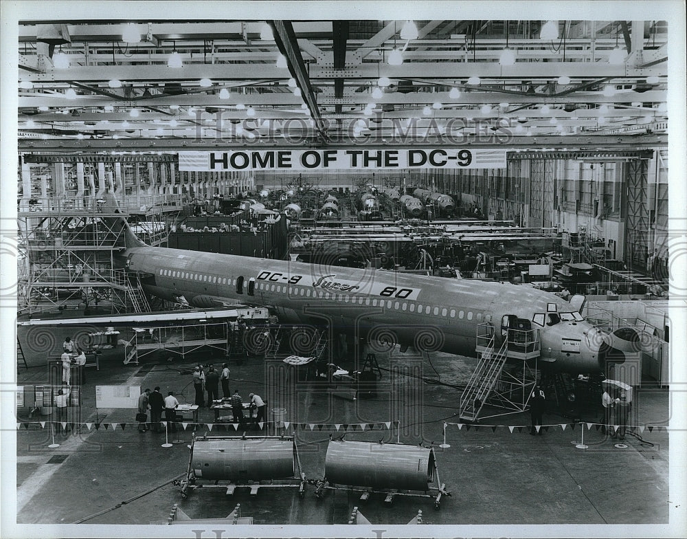 1980 Press Photo MacDonnell Douglas DC-9 under construction - Historic Images