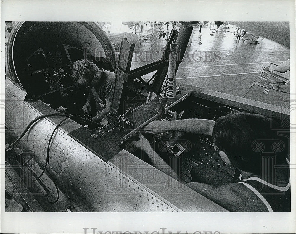 1980 Press Photo MacDonnell Douglas DC-9 under construction - Historic Images