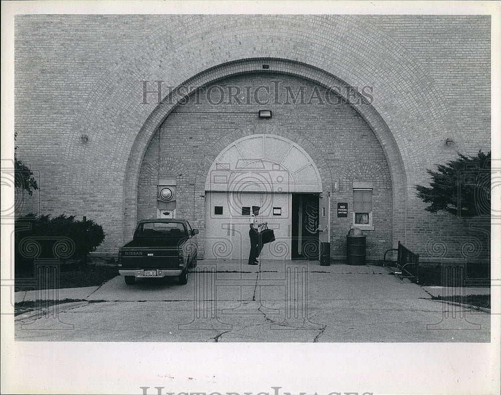 Press Photo Drill Hall of the US military - Historic Images