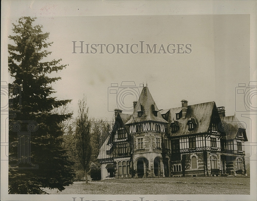 Press Photo A chalet somewhere in Europe - Historic Images