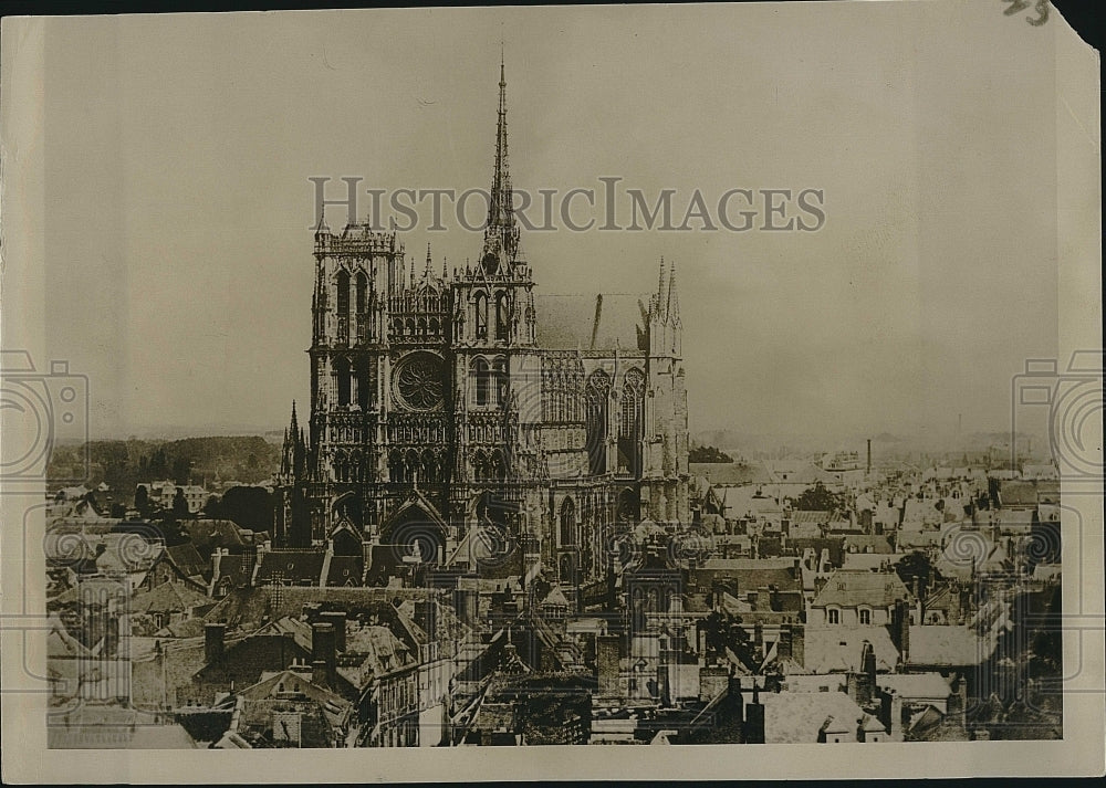 Press Photo Amiens, France cathedral - Historic Images