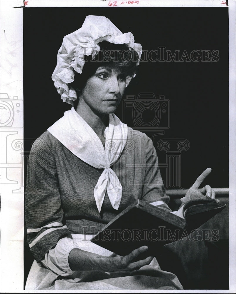 1982 Press Photo Peggy Miller portraying the &#39;mother of Methodism&quot; - Historic Images