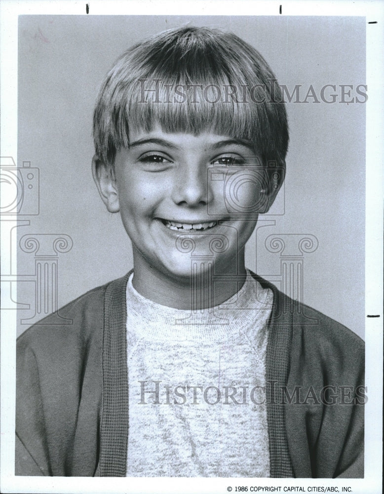 1986 Press Photo Jeremy Miller Stars In &quot;Growing Pains&quot; - Historic Images