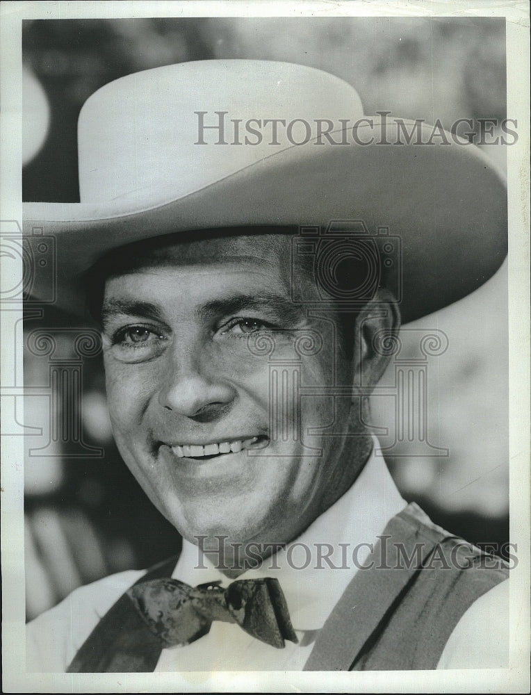 1968 Press Photo &quot;Iron Horse &quot; starring Dale Robertson - Historic Images