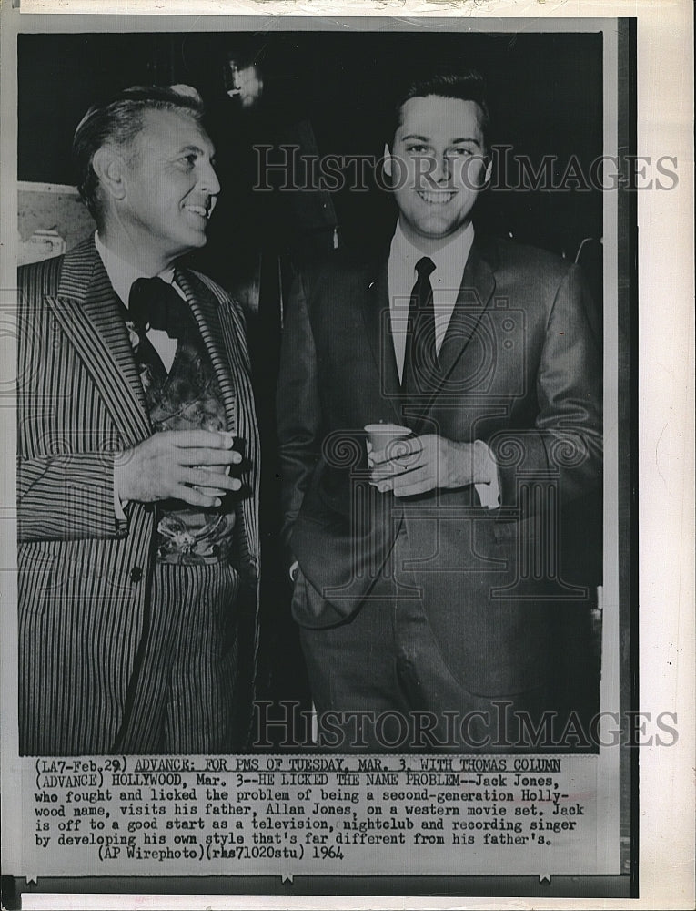 1964 Press Photo Jack Jones & Father Allan Jones On Western Movie Set - Historic Images