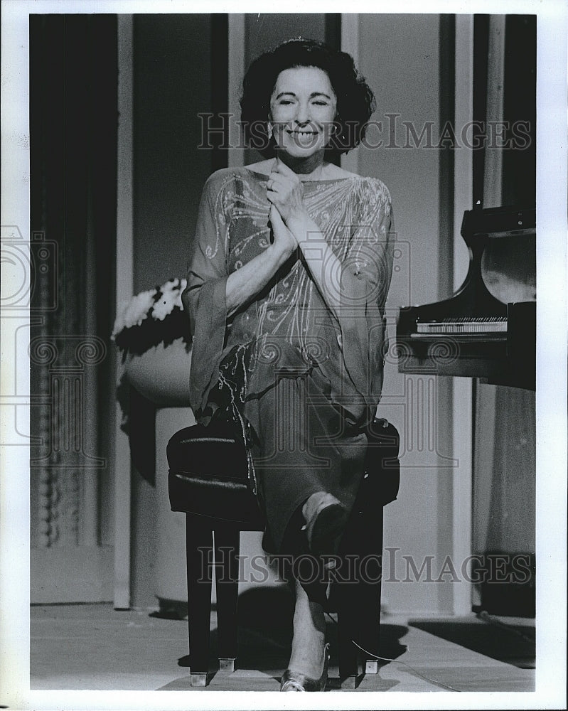 1981 Press Photo Sylvia Fine Kaye in "Musical Comedy Tonight" - Historic Images