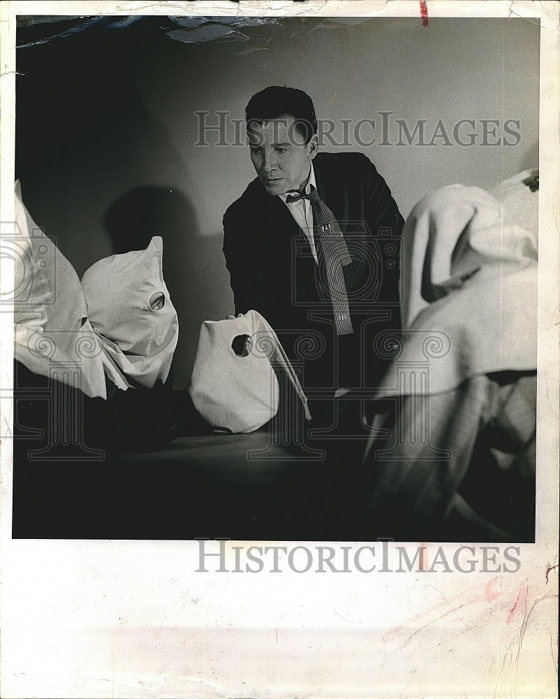 1958 Press Photo Cameron Mitchell American Actor Stars In Carousel Movie Film - Historic Images