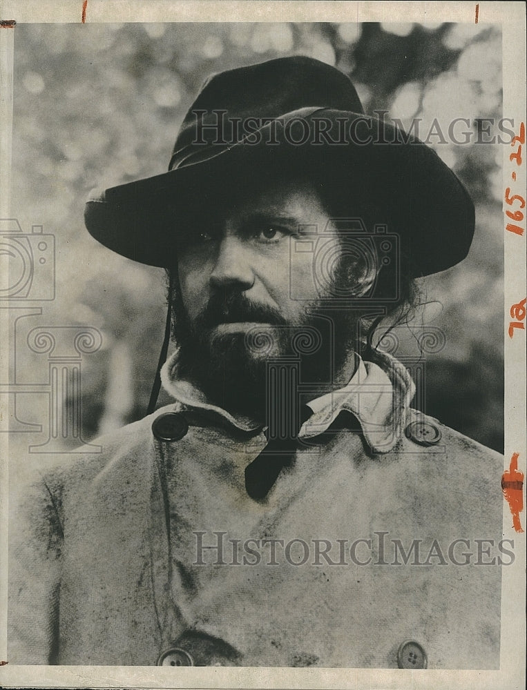 1973 Press Photo Actor Cliff Robertson in " The Great Northfield Minnesota Raid" - Historic Images