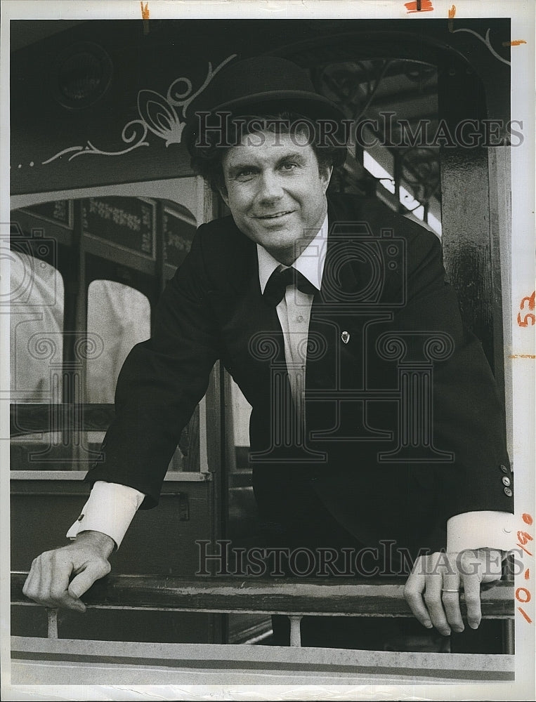 1974 Press Photo Cliff Robertson American Actor A Tree Grows In Brooklyn Movie - Historic Images