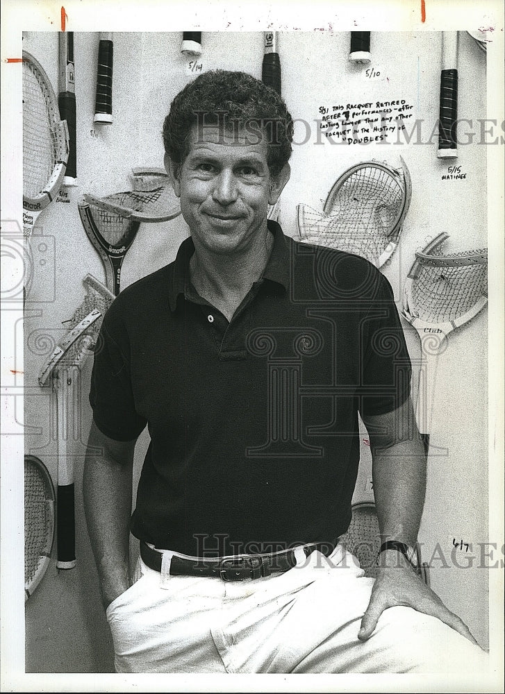 1985 Press Photo Actor Tony Roberts in "Doubles" - Historic Images