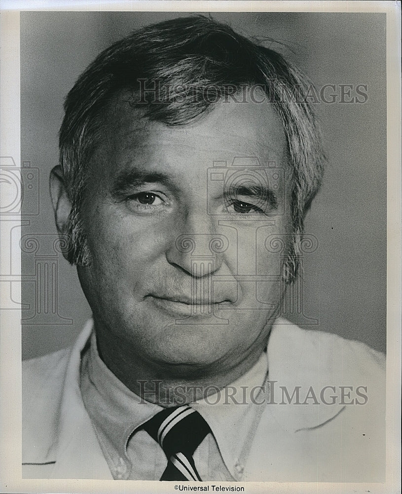 1974 Press Photo Bobby Troup American Actor Stars In Emergency TV Show Series - Historic Images