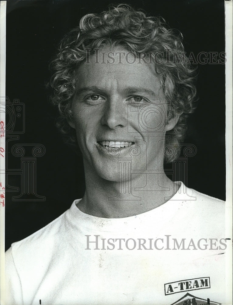 1981 Press Photo William Katt as Ralph H, "The Greatest American Hero" - Historic Images