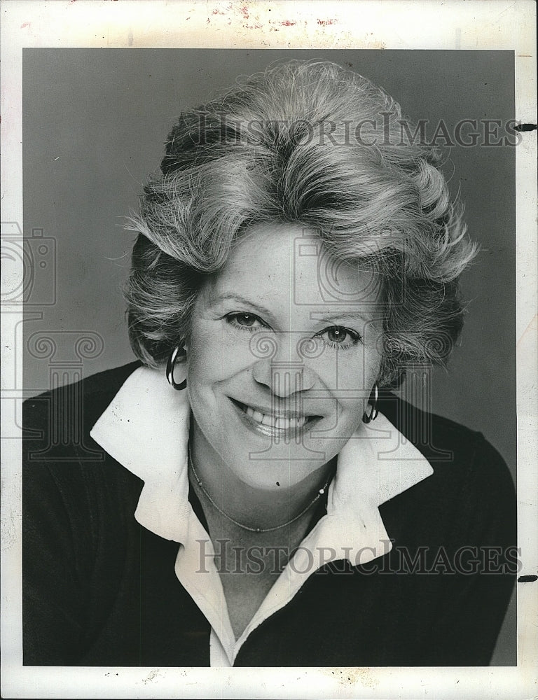 1977 Press Photo Rachel Roberts as Mrs. McClellan in &quot;The Tony Randall Show&quot; - Historic Images