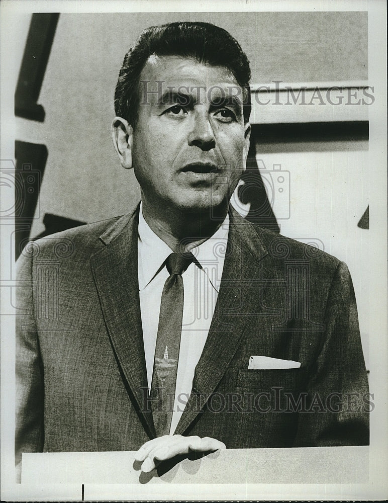 1963 Press Photo Dennis James American Host Personality Actor People Will Talk - Historic Images