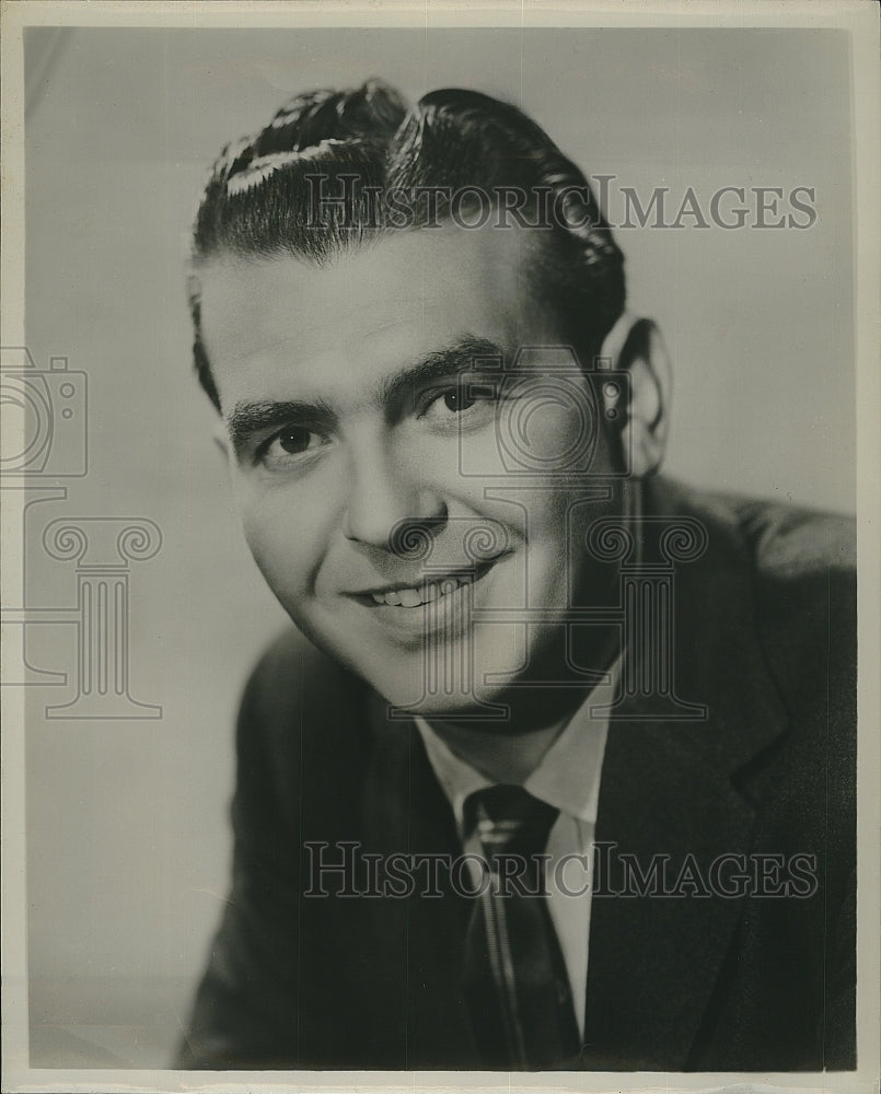 Press Photo Dennis James American TV Host Personality High Finance Quiz Show - Historic Images