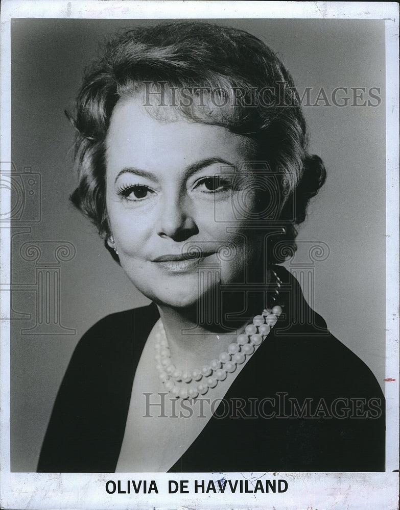 1977 Press Photo &quot;Merv Griffin Show&quot; guest Olivia De Havilland - Historic Images