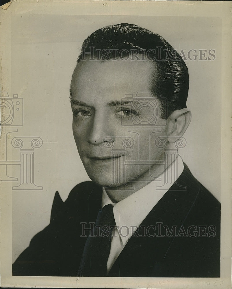 1953 Press Photo Comedian Alex Rotov - Historic Images