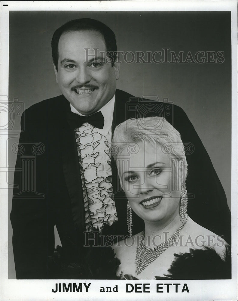 1991 Press Photo Jimmy Ferraro Dee Etta Rowe Entertain at dinner concert - Historic Images