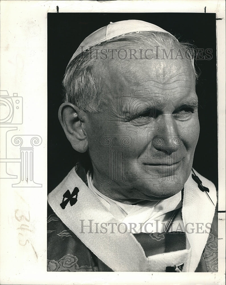 1984 Pope John Paul II Asian Tour - Seoul, Korea - Historic Images
