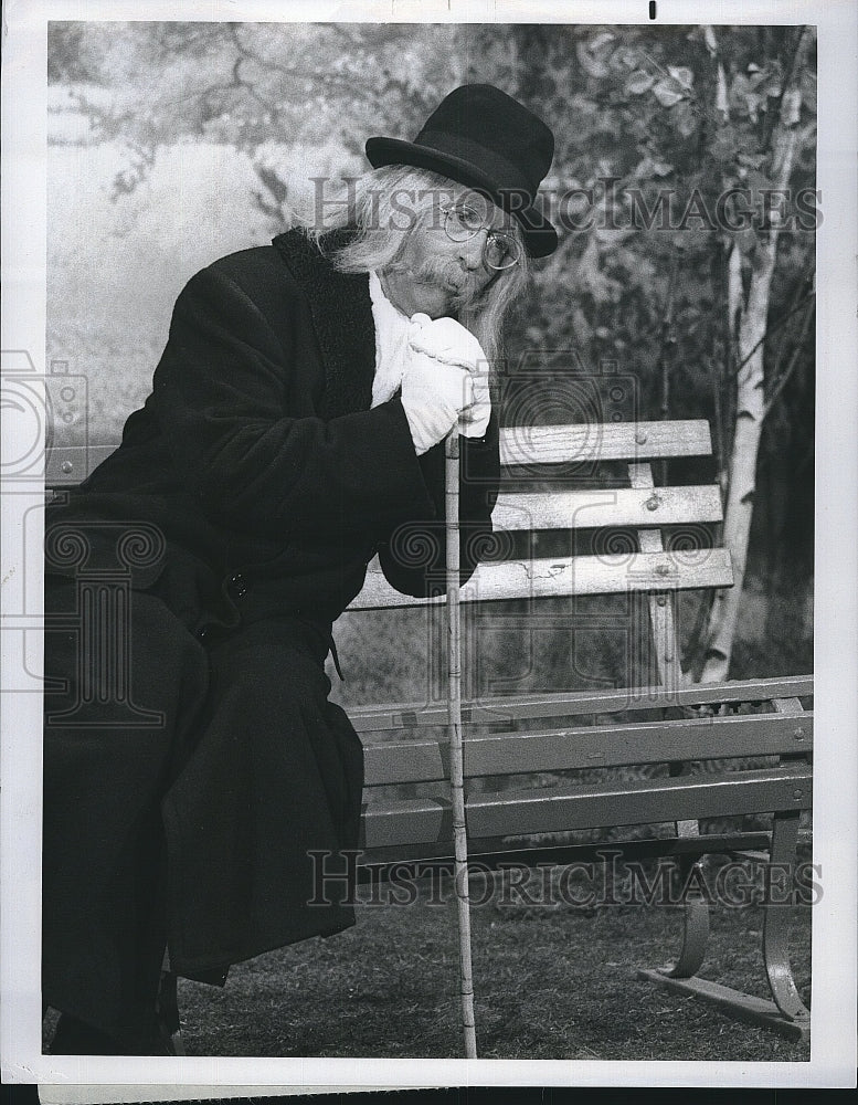 1977 Press Photo   &quot;C&#39;mon Saturday&quot; starring Arte Johnson - Historic Images