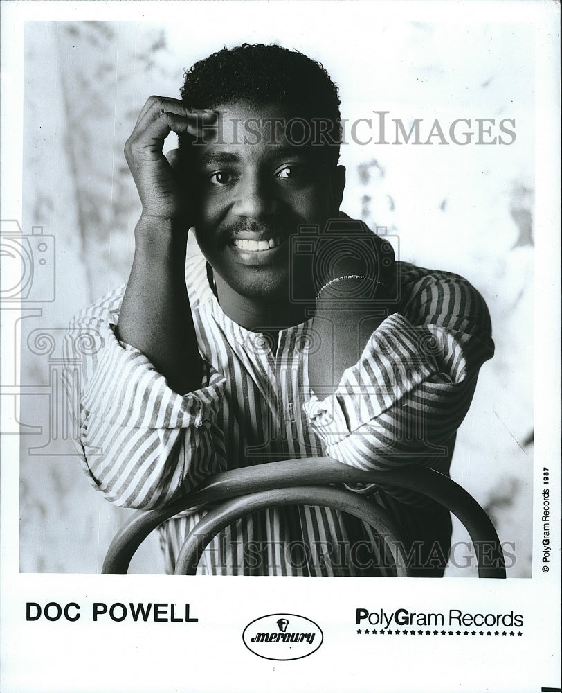 1987 Press Photo Doc Powell American Jazz Guitarist Musician Composer - Historic Images