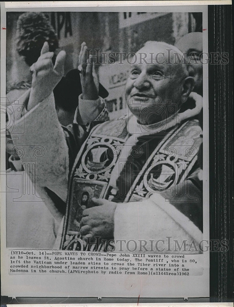 1962 Press Photo Pope John XXIII Leaves St. Agostino Church Rome Italy - Historic Images