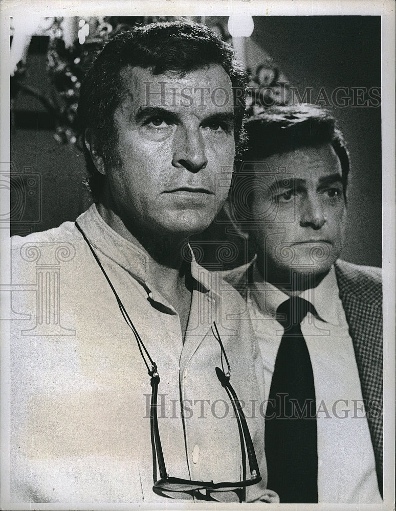 1970 Press Photo Mike Connors American Actor Fernando Lamas Mannix TV Show - Historic Images