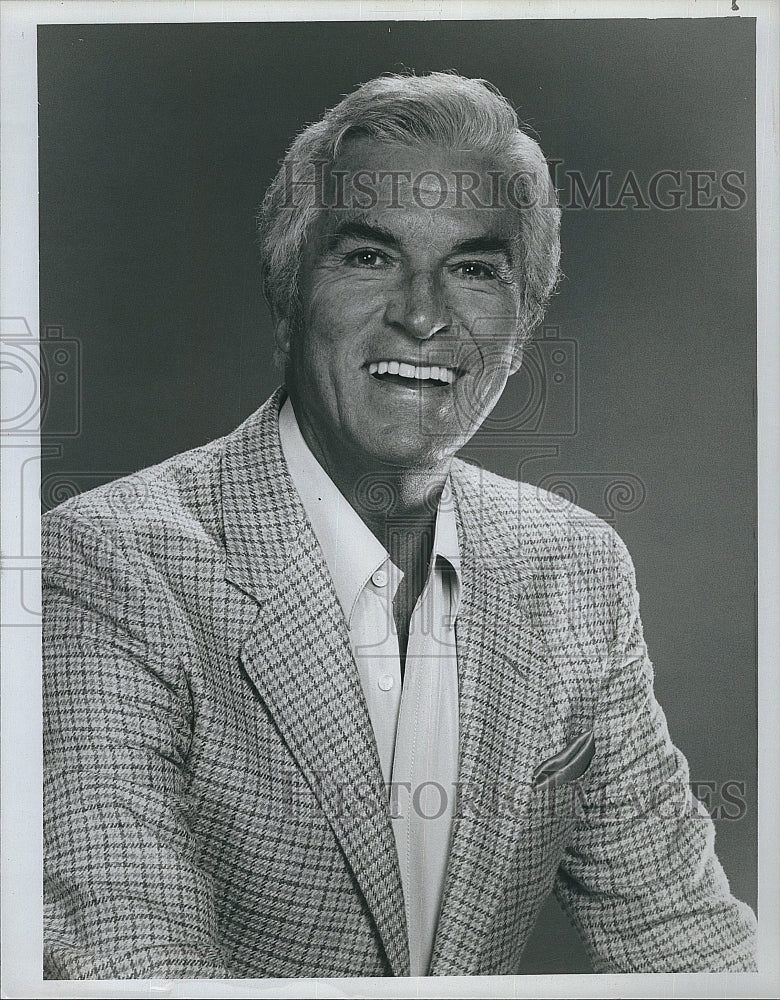 1982 Press Photo Fernando Lamas Actor Gavilian Action TV Series Show - Historic Images