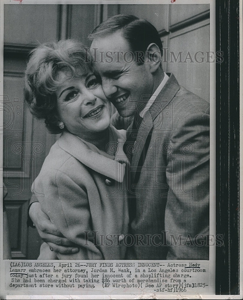 1966 Press Photo Actress Hedy Lamarr with her attorney Jordan Wank - Historic Images