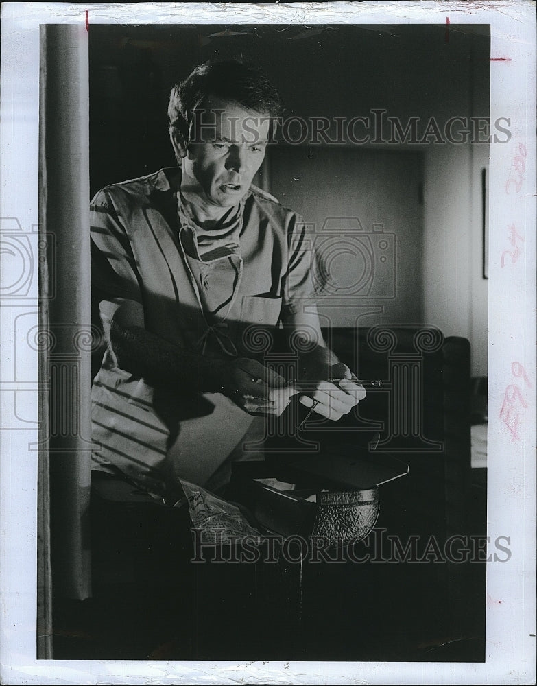 Press Photo Actor Dean Jones In Medical Uniform - Historic Images