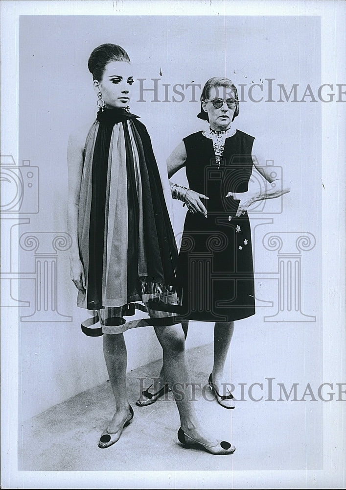 1967 Press Photo Model Pauline Trigere - Historic Images