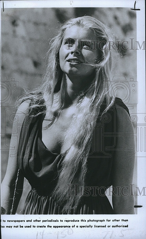 1977 Press Photo Actress Taryn Power - Historic Images