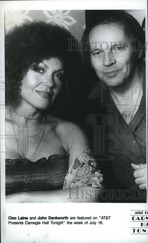 1984 Press Photo Cleo Laine in &quot;AT&amp;T Presents Carnegie Hall Tonight&quot; - Historic Images