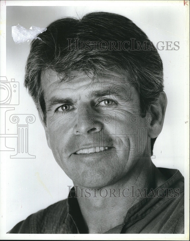 1987 Press Photo Actor William Devane - Historic Images