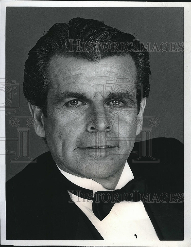 1984 Press Photo Actor William Devane "Knots Landing" - Historic Images