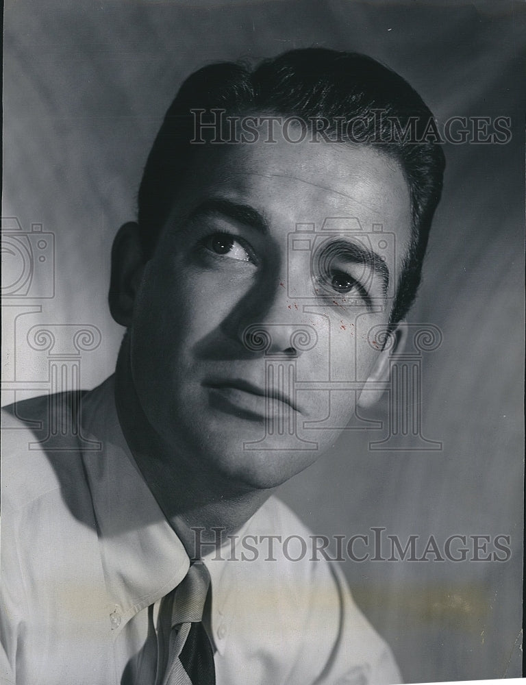 1947 Press Photo Actor Mark Stevens in "From This Day Forward" - Historic Images