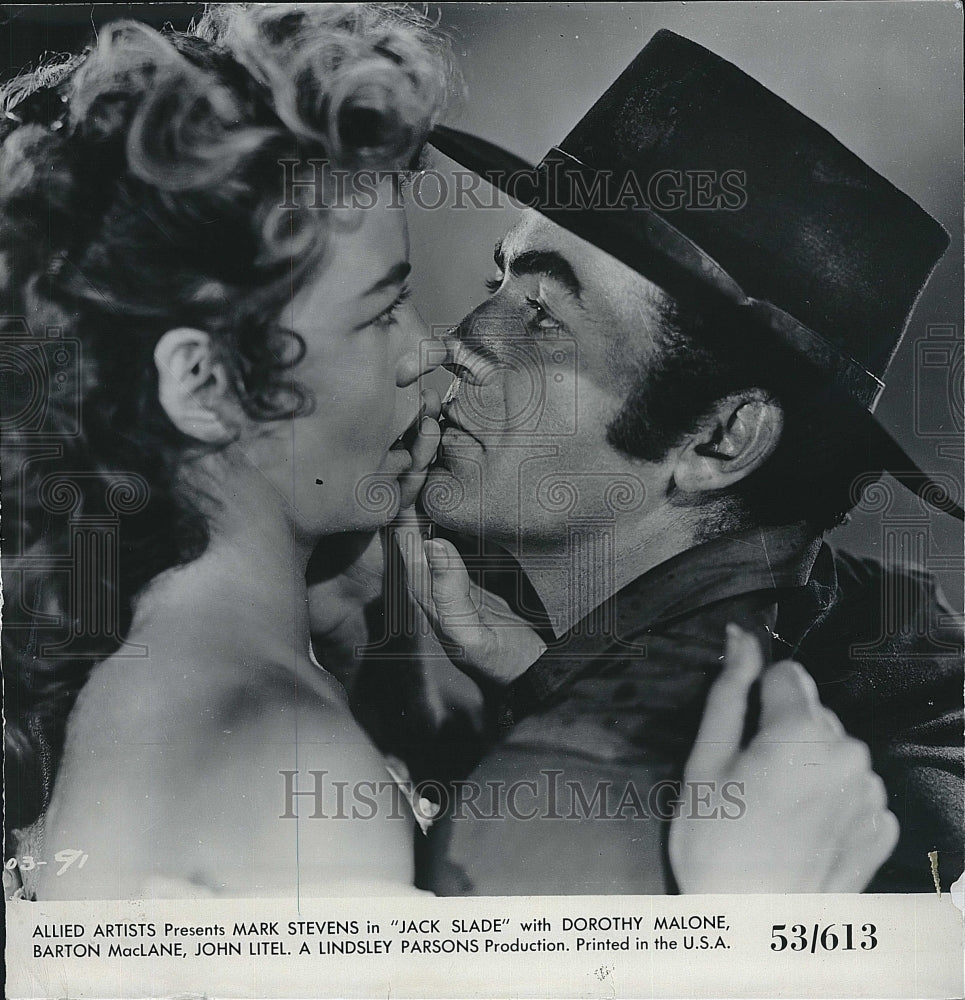 1953 Press Photo Actor Mark Stevens and Dorothy Malone in &quot;Jack Slade&quot; - Historic Images