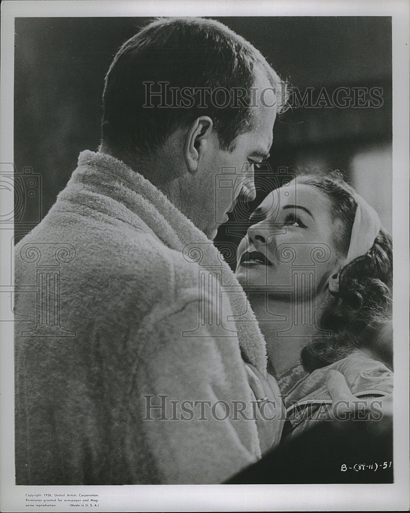 1956 Press Photo "The Boss" starring Doe Avedon & John Payne - Historic Images