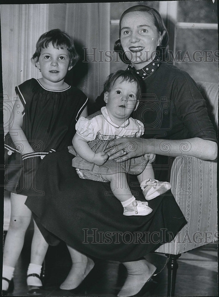 1962 Press Photo Edwin Bacons Brooks Bacon - Historic Images